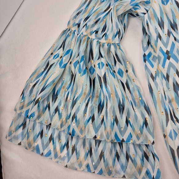 White House Black Market Off The Shoulder Bell Sleeve Blue Print Blouse Top S - Picture 7 of 11